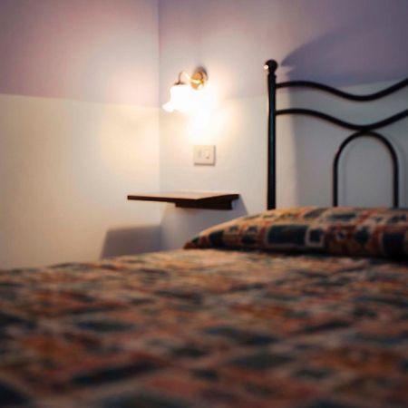 Il Colombaio Agriturismo モンテガッビオーネ エクステリア 写真
