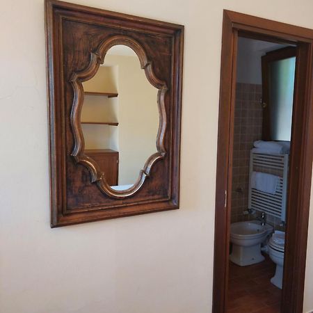 Il Colombaio Agriturismo モンテガッビオーネ エクステリア 写真