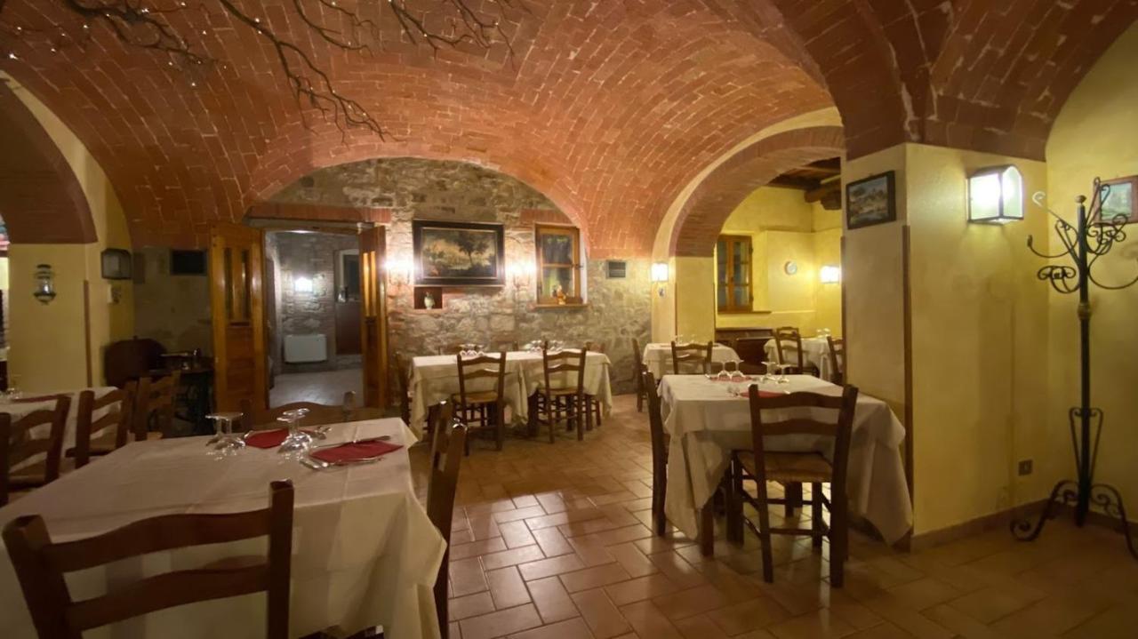 Il Colombaio Agriturismo モンテガッビオーネ エクステリア 写真