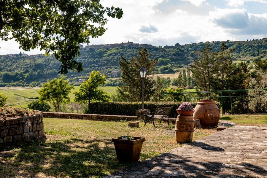 Il Colombaio Agriturismo モンテガッビオーネ エクステリア 写真