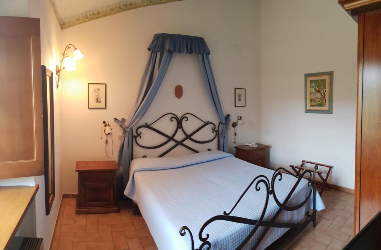 Il Colombaio Agriturismo モンテガッビオーネ エクステリア 写真