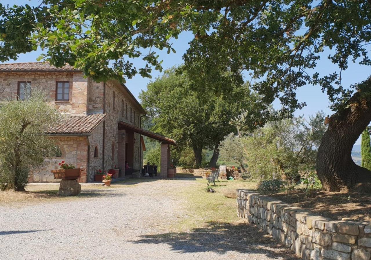 Il Colombaio Agriturismo モンテガッビオーネ エクステリア 写真